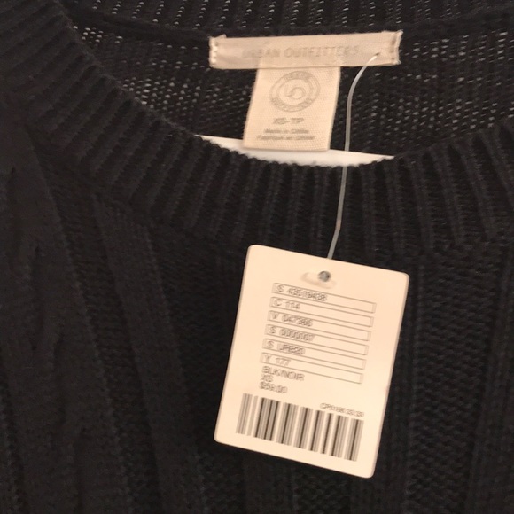 Urban Outfitters sweater - Picture 4 of 7